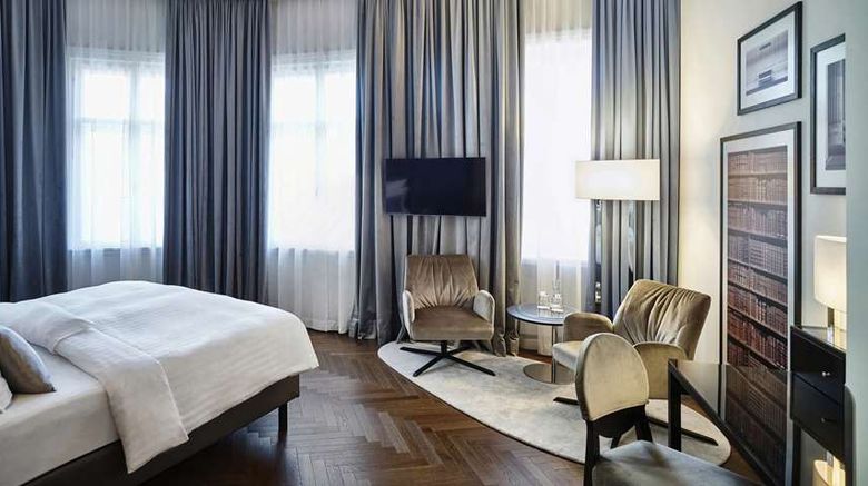 <b>Steigenberger Hotel Herrenhof Room</b>. Images powered by <a href="https://iceportal.shijigroup.com/" title="IcePortal" target="_blank">IcePortal</a>.