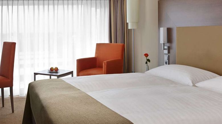 <b>IntercityHotel Darmstadt Room</b>. Images powered by <a href="https://iceportal.shijigroup.com/" title="IcePortal" target="_blank">IcePortal</a>.