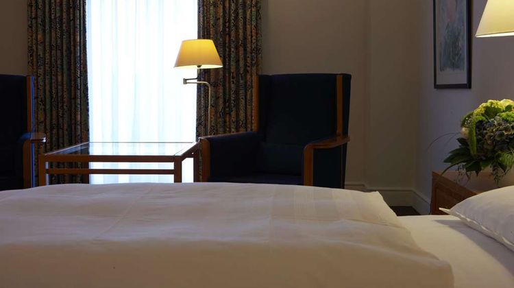 Steigenberger Hotel & Spa Bad Pyrmont Room