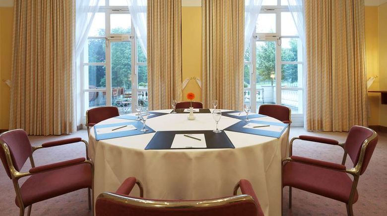 <b>Steigenberger Hotel & Spa Bad Pyrmont Meeting</b>. Images powered by <a href="https://iceportal.shijigroup.com/" title="IcePortal" target="_blank">IcePortal</a>.
