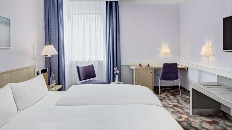 <b>IntercityHotel Rostock Room</b>. Images powered by <a href="https://iceportal.shijigroup.com/" title="IcePortal" target="_blank">IcePortal</a>.