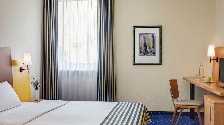 IntercityHotel Stralsund Room