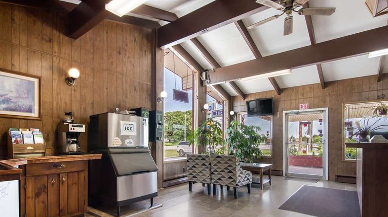 <b>Knights Inn Amsterdam Lobby</b>. Images powered by <a href="https://iceportal.shijigroup.com/" title="IcePortal" target="_blank">IcePortal</a>.
