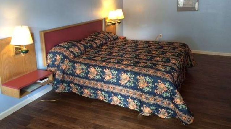 <b>Knights Inn Center Valley Room</b>. Images powered by <a href="https://iceportal.shijigroup.com/" title="IcePortal" target="_blank">IcePortal</a>.