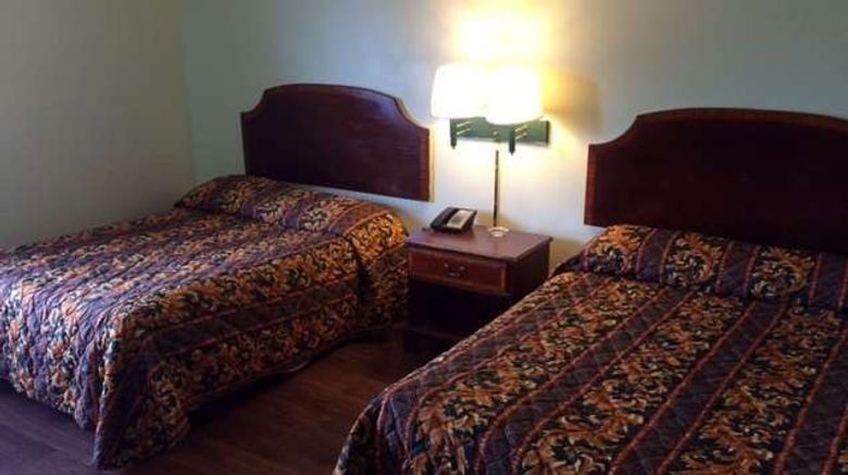 <b>Knights Inn Center Valley Room</b>. Images powered by <a href="https://iceportal.shijigroup.com/" title="IcePortal" target="_blank">IcePortal</a>.