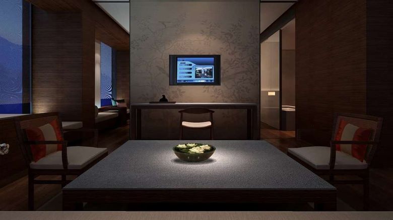 <b>Wyndham Grand Plaza Royale Kaidi Room</b>. Images powered by <a href="https://iceportal.shijigroup.com/" title="IcePortal" target="_blank">IcePortal</a>.