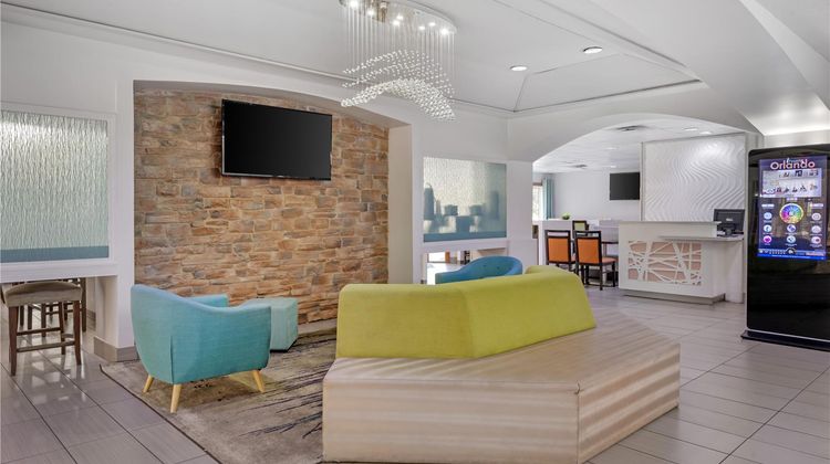 Best Western Plus Orlando LakeBuenaVista Lobby