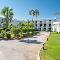Mouratoglou Hotel & Resort