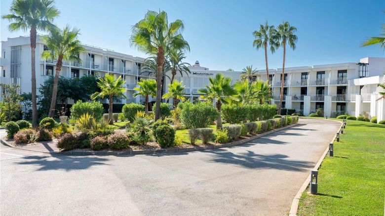 <b>Mouratoglou Hotel & Resort Exterior</b>. Images powered by <a href="https://iceportal.shijigroup.com/" title="IcePortal" target="_blank">IcePortal</a>.