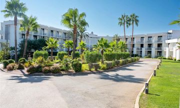 Mouratoglou Hotel & Resort