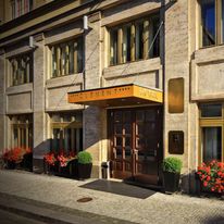 Hotel Clement