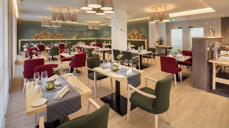 EMBRACE by TOP Allgaeu Art Hotel Kempten Restaurant
