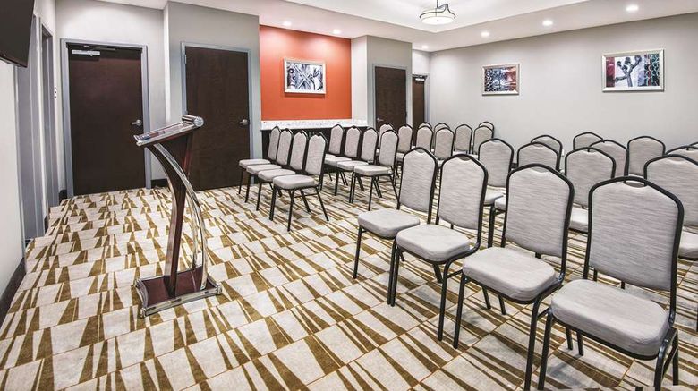 <b>La Quinta Inn/Suites San Antonio I-10 E Meeting</b>. Images powered by <a href="https://iceportal.shijigroup.com/" title="IcePortal" target="_blank">IcePortal</a>.
