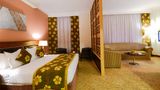 Golden Tulip Al Ansar Suite
