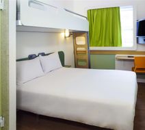 Ibis Budget Osasco Room