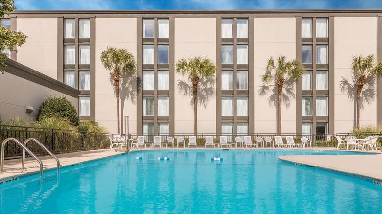 <b>Wyndham Garden Charleston Summerville SC Pool</b>. Images powered by <a href="https://iceportal.shijigroup.com/" title="IcePortal" target="_blank">IcePortal</a>.