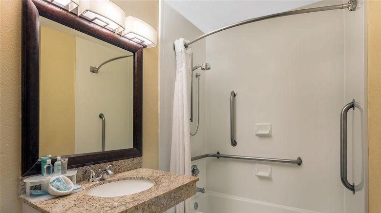 <b>Wyndham Garden Charleston Summerville SC Room</b>. Images powered by <a href="https://iceportal.shijigroup.com/" title="IcePortal" target="_blank">IcePortal</a>.