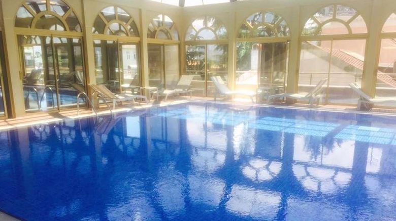 <b>Wyndham Batumi Pool</b>. Images powered by <a href="https://iceportal.shijigroup.com/" title="IcePortal" target="_blank">IcePortal</a>.