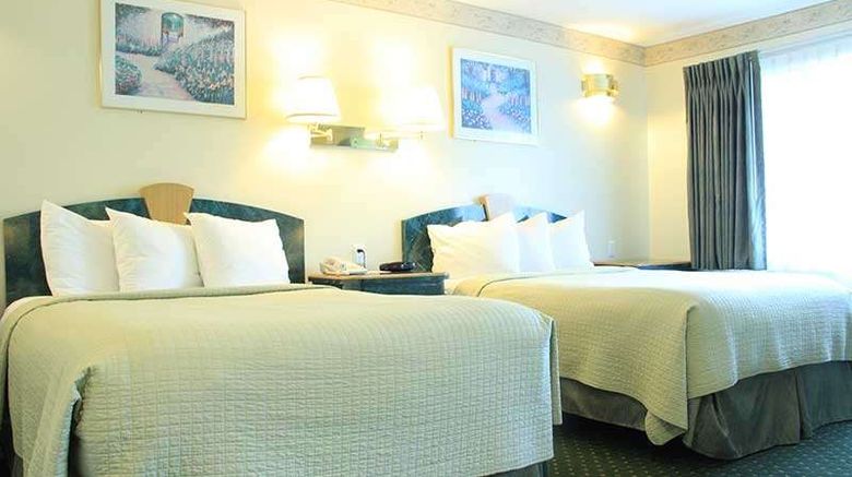 <b>Villa Roma Resort & Conference Center Room</b>. Images powered by <a href="https://iceportal.shijigroup.com/" title="IcePortal" target="_blank">IcePortal</a>.