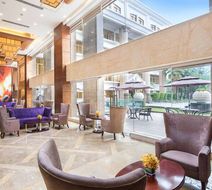 Ramada Shenzhen Baoan Lobby