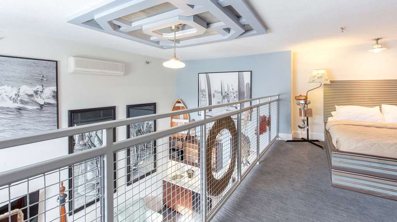 <b>Retro Suites Hotel Room</b>. Images powered by <a href="https://iceportal.shijigroup.com/" title="IcePortal" target="_blank">IcePortal</a>.