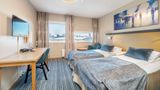 <b>Anker Hotel Room</b>. Images powered by <a href="https://iceportal.shijigroup.com/" title="IcePortal" target="_blank">IcePortal</a>.