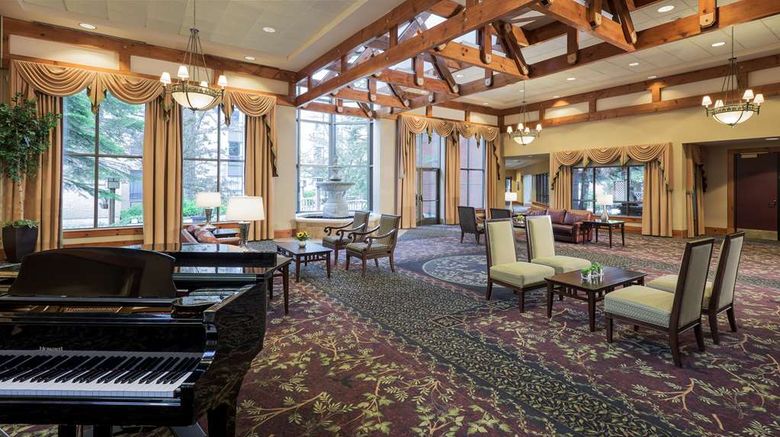 <b>BW Premier Algomas Water Tower Inn & Sts Lobby</b>. Images powered by <a href="https://iceportal.shijigroup.com/" title="IcePortal" target="_blank">IcePortal</a>.
