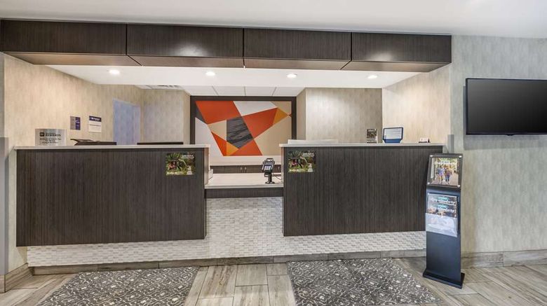 <b>Best Western Plus Spartanburg Lobby</b>. Images powered by <a href="https://iceportal.shijigroup.com/" title="IcePortal" target="_blank">IcePortal</a>.