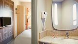 <b>Ibis Paranagua Room</b>. Images powered by <a href="https://iceportal.shijigroup.com/" title="IcePortal" target="_blank">IcePortal</a>.