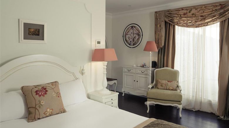 <b>Mercure Villeneuve Sur Lot Room</b>. Images powered by <a href="https://iceportal.shijigroup.com/" title="IcePortal" target="_blank">IcePortal</a>.