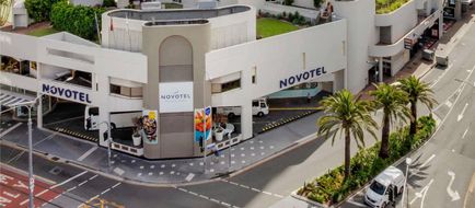 Novotel Surfers Paradise Exterior