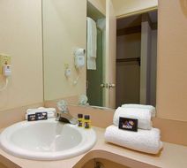 Knights Inn Salem Room