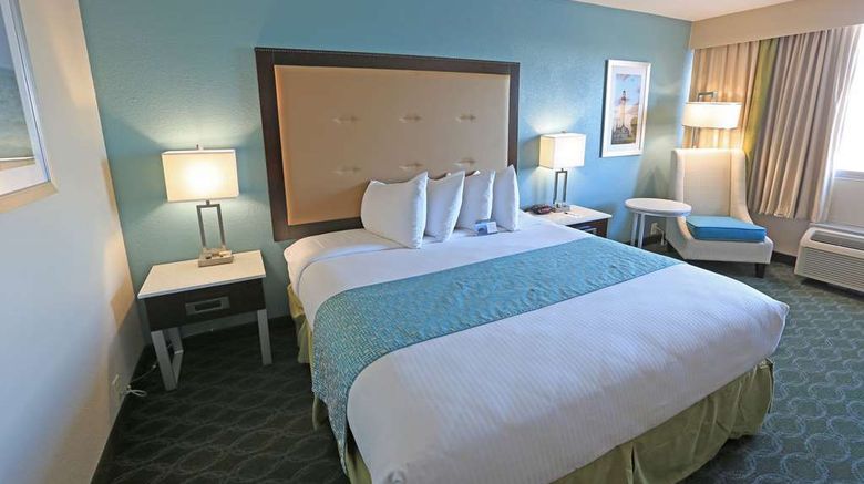 <b>Wyndham Garden Kenosha Harbors Room</b>. Images powered by <a href="https://iceportal.shijigroup.com/" title="IcePortal" target="_blank">IcePortal</a>.