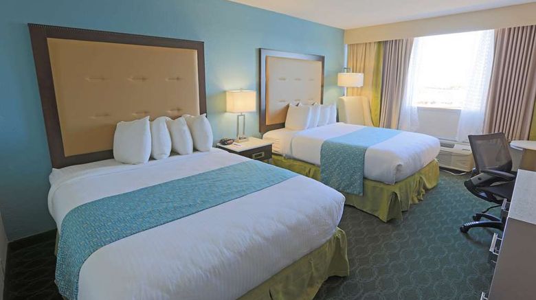 <b>Wyndham Garden Kenosha Harbors Room</b>. Images powered by <a href="https://iceportal.shijigroup.com/" title="IcePortal" target="_blank">IcePortal</a>.