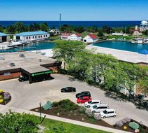 Wyndham Garden Kenosha Harbors Exterior