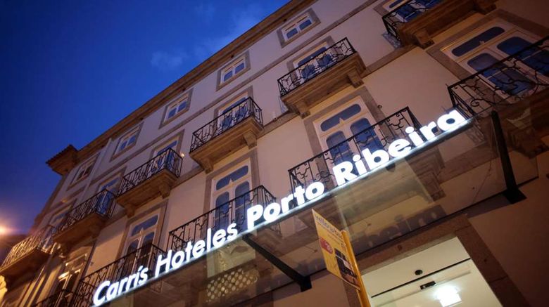 <b>Hotel Carris Porto Ribeira Exterior</b>. Images powered by <a href="https://iceportal.shijigroup.com/" title="IcePortal" target="_blank">IcePortal</a>.