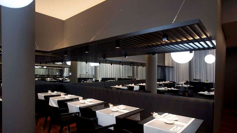 <b>Carris Marineda Restaurant</b>. Images powered by <a href="https://iceportal.shijigroup.com/" title="IcePortal" target="_blank">IcePortal</a>.