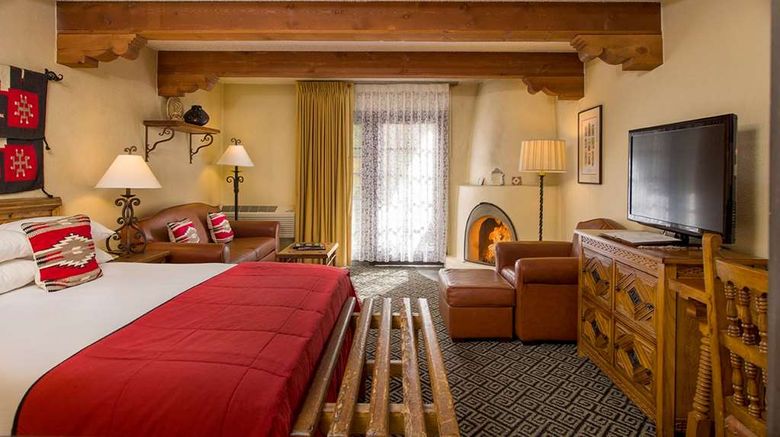 <b>Inn Of The Governors Suite</b>. Images powered by <a href="https://iceportal.shijigroup.com/" title="IcePortal" target="_blank">IcePortal</a>.
