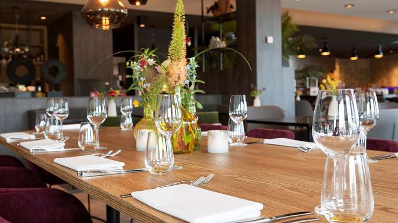 <b>Van der Valk Hotel Nijmegen-Lent Restaurant</b>. Images powered by <a href="https://iceportal.shijigroup.com/" title="IcePortal" target="_blank">IcePortal</a>.