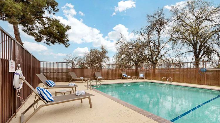 Best Western Visalia Hotel Pool
