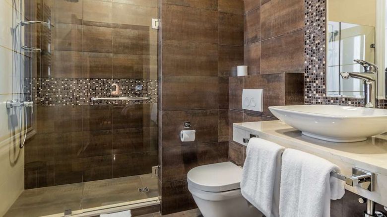 <b>Golden Tulip Borjomi Palace Room</b>. Images powered by <a href="https://iceportal.shijigroup.com/" title="IcePortal" target="_blank">IcePortal</a>.