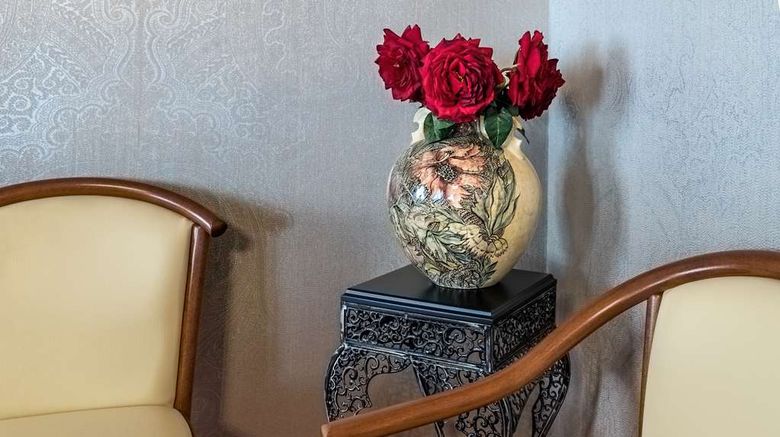<b>Golden Tulip Borjomi Palace Suite</b>. Images powered by <a href="https://iceportal.shijigroup.com/" title="IcePortal" target="_blank">IcePortal</a>.