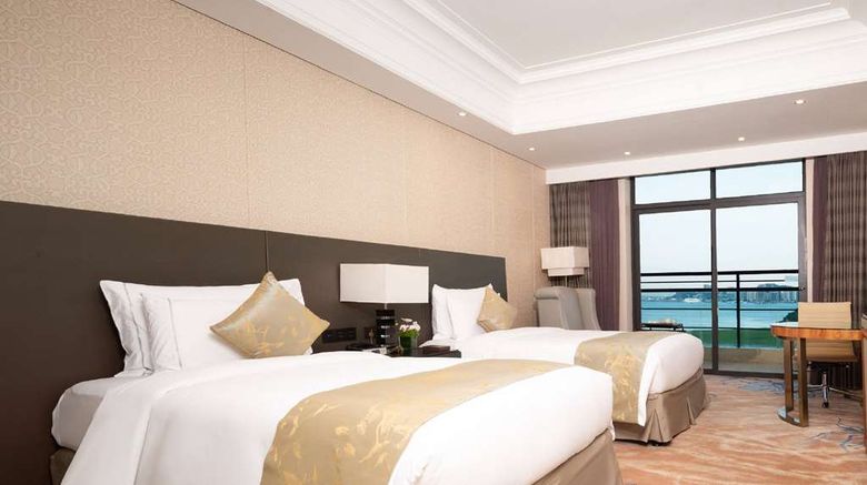 <b>Wyndham Grand Xiamen Haicang Room</b>. Images powered by <a href="https://iceportal.shijigroup.com/" title="IcePortal" target="_blank">IcePortal</a>.