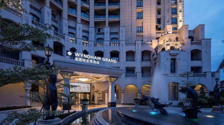 Wyndham Grand Xiamen Haicang Exterior