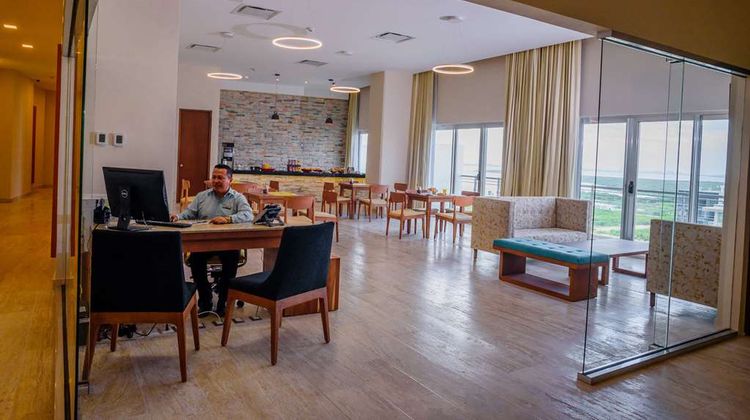 Krystal Urban Cancun - Malecon Restaurant