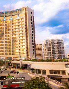 Krystal Urban Cancun - Malecon