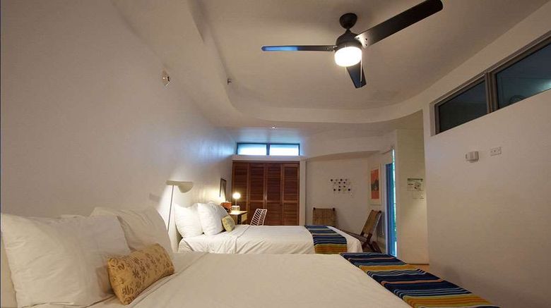 <b>El Blok Hotel Room</b>. Images powered by <a href="https://iceportal.shijigroup.com/" title="IcePortal" target="_blank">IcePortal</a>.