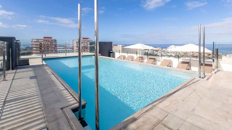 <b>Catalonia Oro Negro Pool</b>. Images powered by <a href="https://iceportal.shijigroup.com/" title="IcePortal" target="_blank">IcePortal</a>.