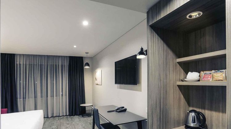 Mercure Tamworth Room