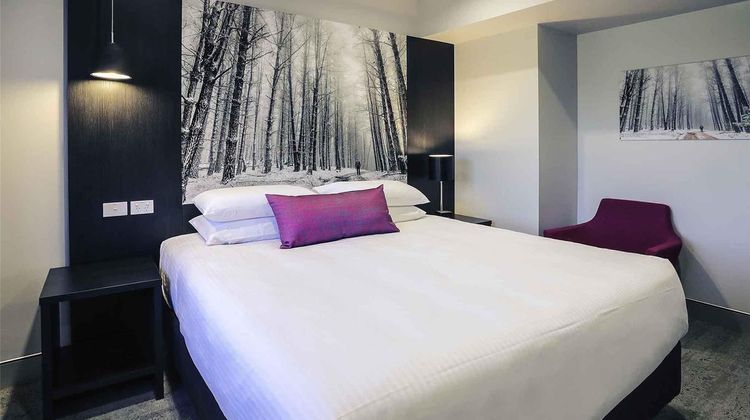 Mercure Tamworth Room